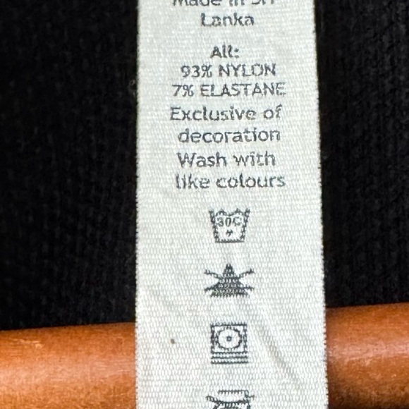 Lululemon Open Stride Run Bomber Jacket in Black size 6 - Picture 7 of 8